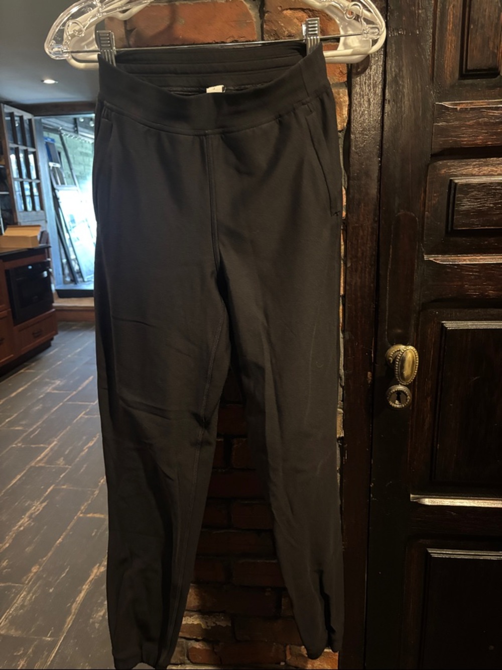Lululemon Women’s Joggers Black Stretch Casual Pants